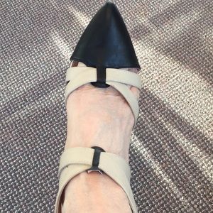 Betsey Johnson TwWine Black & Khaki Strappy Heels